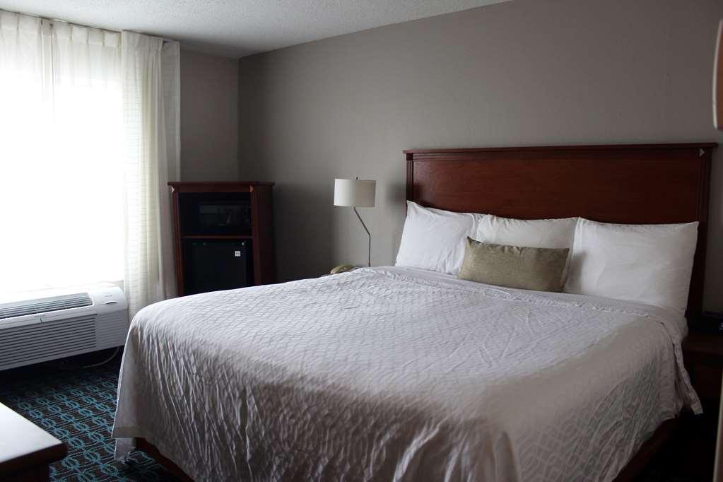 Wingate By Wyndham Dayton North Hotel Kamer foto